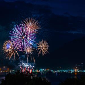 亚洲屁股眼交10
